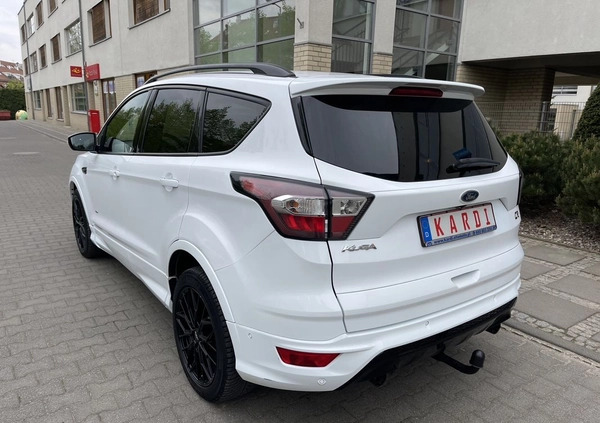 Ford Kuga cena 65900 przebieg: 187000, rok produkcji 2018 z Szczecin małe 781